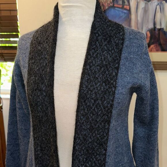 Indigenous One Weave Blue/Gray Alpaca Sweater Size Small - Picture 4 of 11